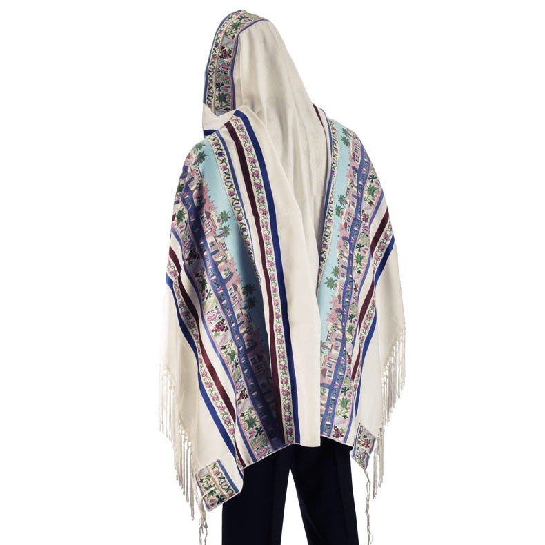 Your Guide to Choosing the Correct Tallit Size